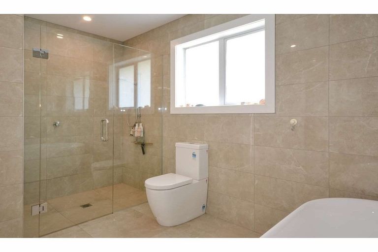 Photo of property in 4 Fernbird Grove, Kerikeri, 0294