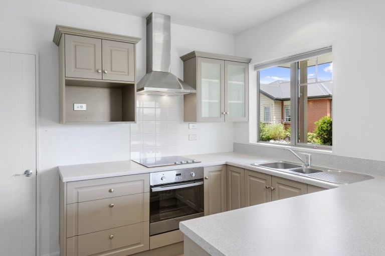 Photo of property in 17 Streamside Court, Woolston, Christchurch, 8062