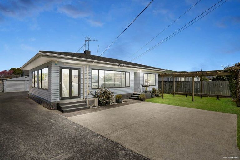 Photo of property in 96 Puhinui Road, Papatoetoe, Auckland, 2104