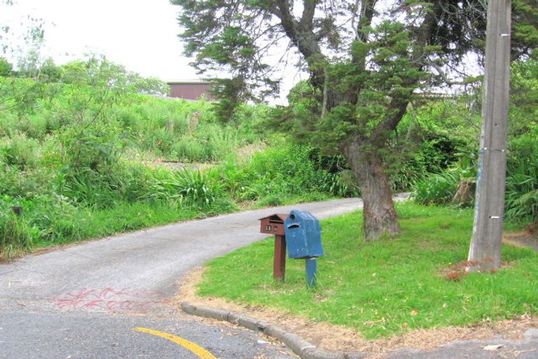 Photo of property in 11 Malam Street, Glen Eden, Auckland, 0602