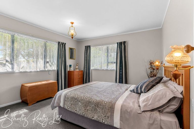 Photo of property in 13a Whaka Street, Maungaturoto, 0520