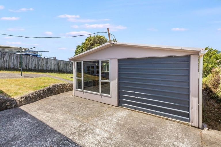 Photo of property in 23 Turkington Street, Tawa, Wellington, 5028