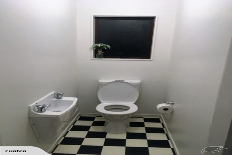 Photo of property in 5 Linda Place, Saint Johns Hill, Whanganui, 4501