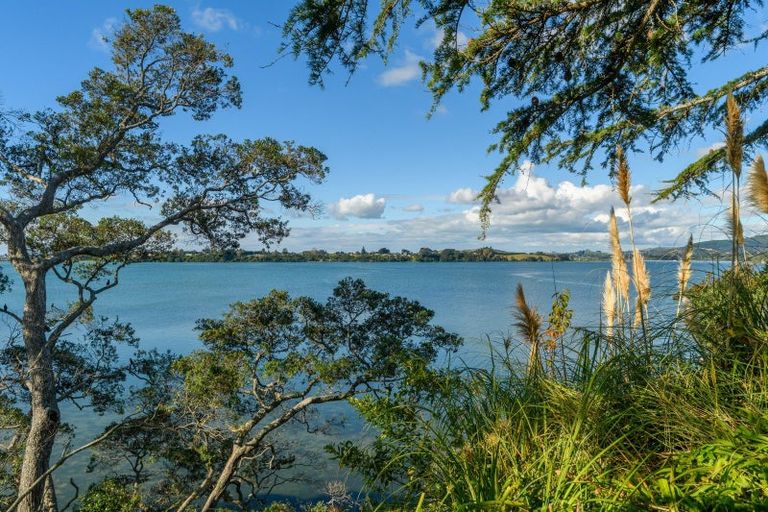 Photo of property in 1 Eleventh Avenue, Tauranga, 3110