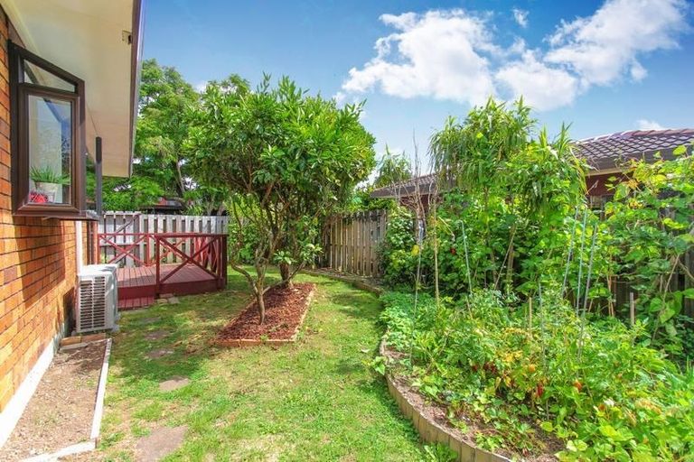 Photo of property in 1/47 Miro Street, New Lynn, Auckland, 0600