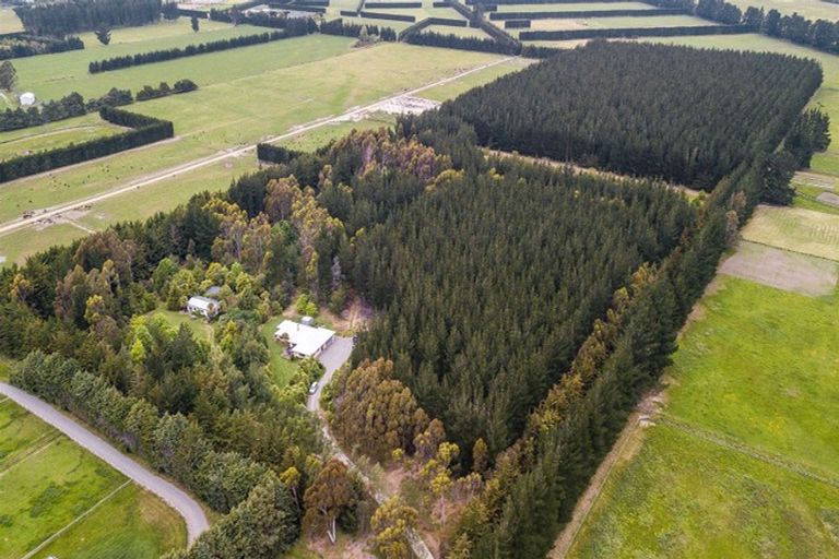 Photo of property in 1837 West Coast Road, Kirwee, Christchurch, 7671