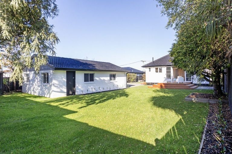Photo of property in 4 Roberts Road, Hei Hei, Christchurch, 8042
