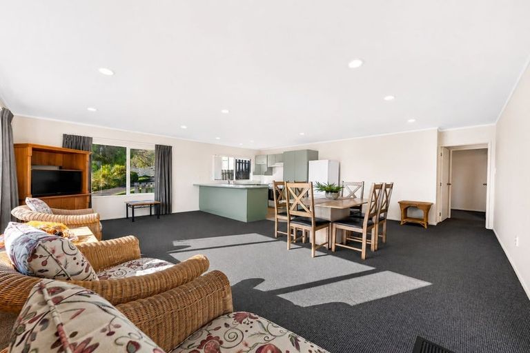 Photo of property in 7a Valley Road, Waiuku, 2123