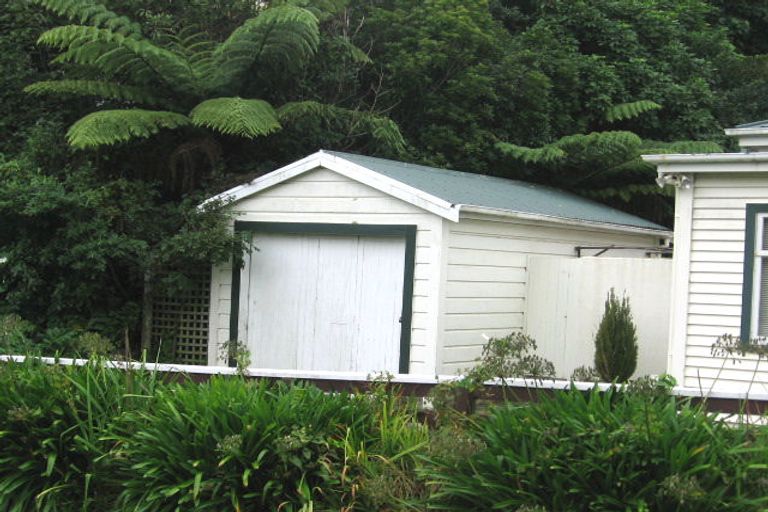 Photo of property in 21 Crofton Road, Ngaio, Wellington, 6035