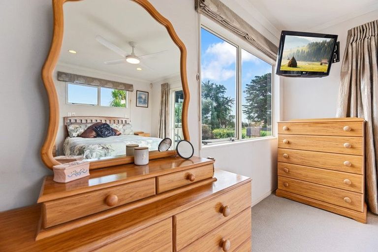 Photo of property in 157 Gravatt Road, Papamoa Beach, Papamoa, 3118