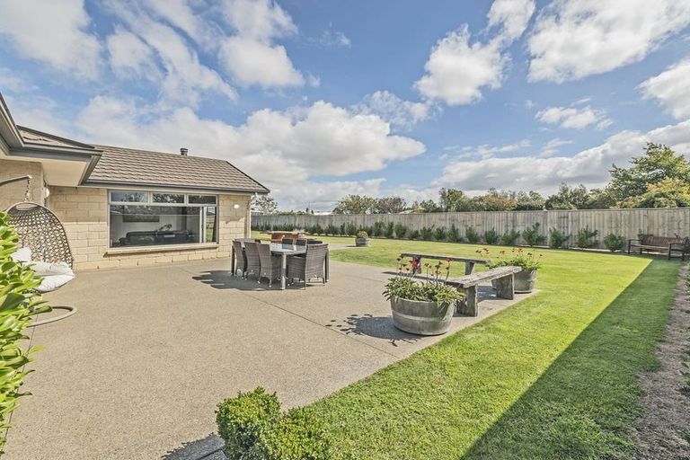 Photo of property in 30 Sunnyside Road, Coatesville, 0793