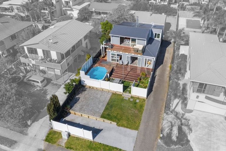 Photo of property in 996 Papamoa Beach Road, Papamoa Beach, Papamoa, 3118