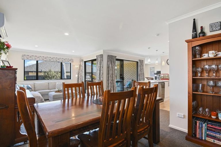 Photo of property in 10 Carmello Grove, Richmond, 7020