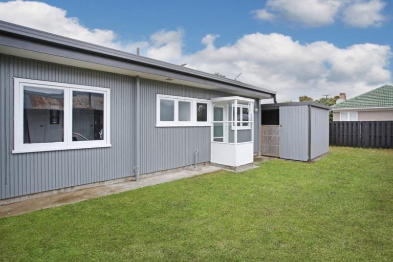 Photo of property in 2/55 Willis Road, Papakura, 2110