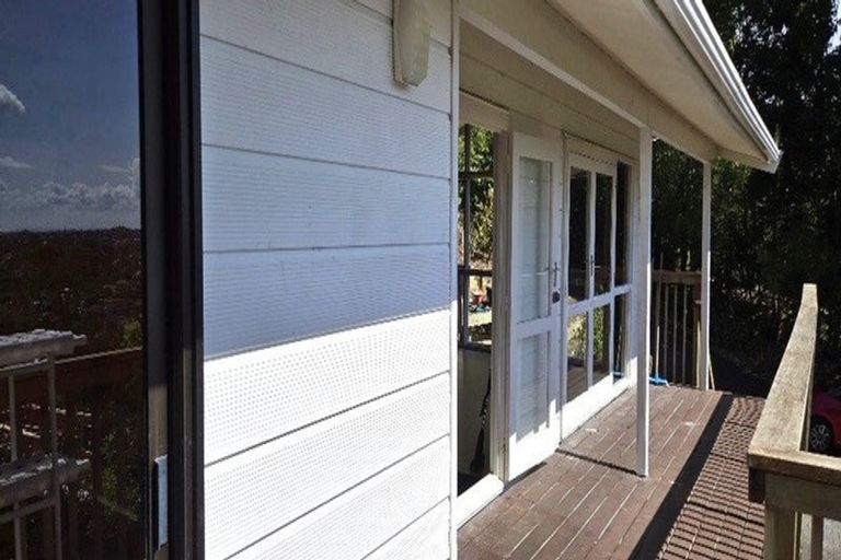 Photo of property in 181 Browns Bay Road, Browns Bay, Auckland, 0630
