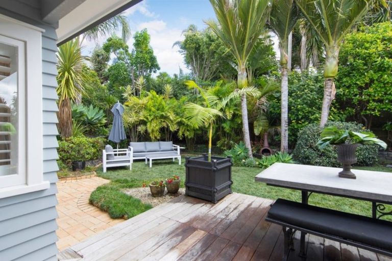 Photo of property in 4 Yattendon Road, Saint Heliers, Auckland, 1071