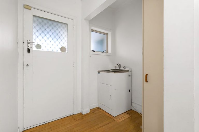 Photo of property in 2 Kelvyn Grove, Manurewa, Auckland, 2102