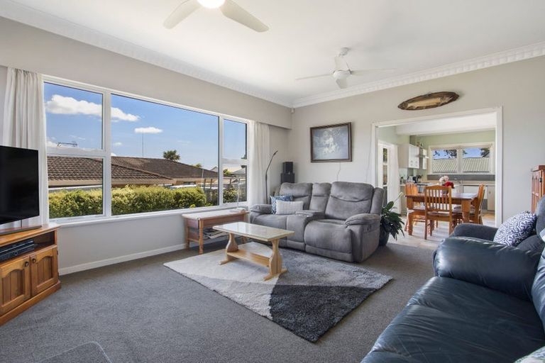 Photo of property in 18 Beach Road, Katikati, 3129