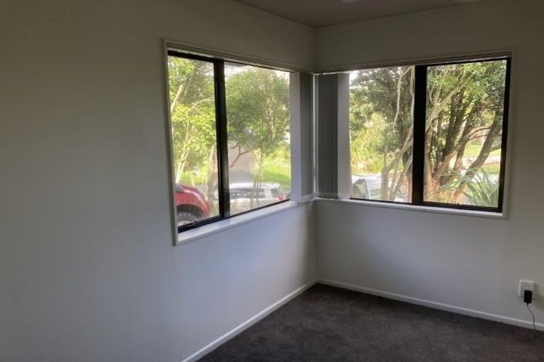 Photo of property in 1 Crowden Place, Harrowfield, Hamilton, 3210