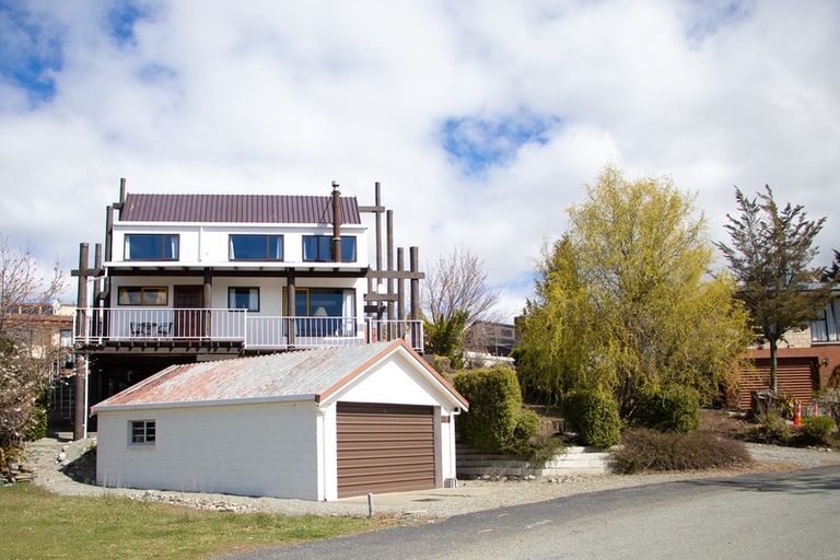 Photo of property in 28 Scott Street, Lake Tekapo, 7999