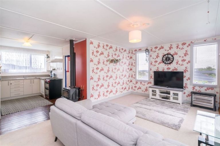 Photo of property in 18 Campbells Road, Pine Hill, Dunedin, 9010