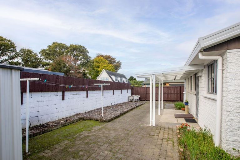 Photo of property in 15b Sandalwood Drive, Dinsdale, Hamilton, 3204