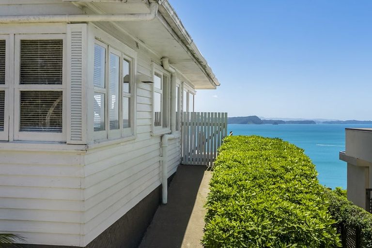 Photo of property in 30 Vipond Road, Stanmore Bay, Whangaparaoa, 0932