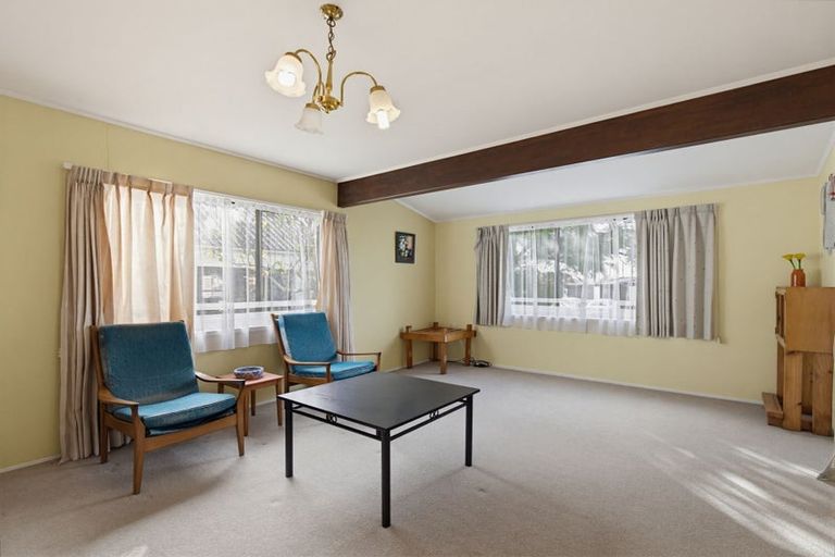 Photo of property in 14 Riverside Drive, Waiuku, 2123