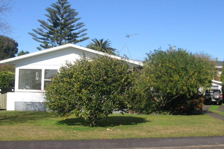 Photo of property in 12 Fairview Avenue, Opaheke, Papakura, 2113
