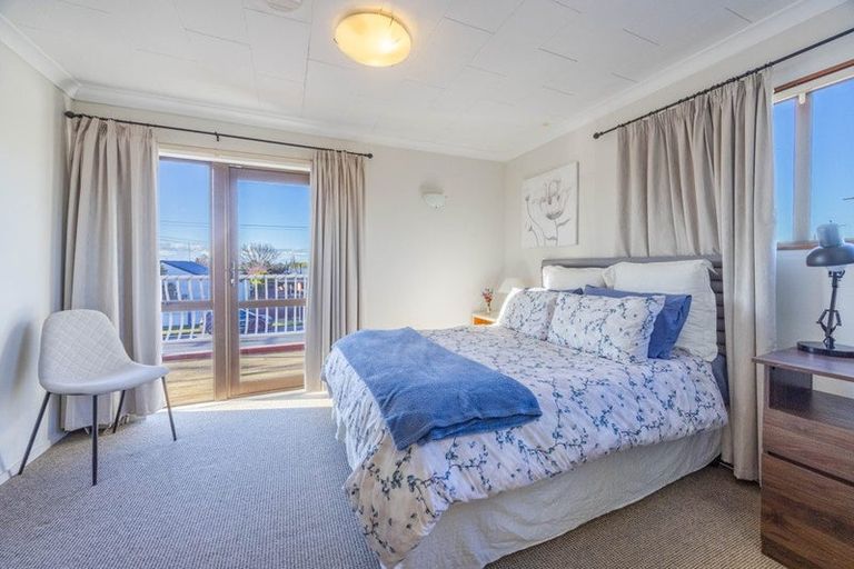 Photo of property in 49a Meeanee Road, Taradale, Napier, 4112