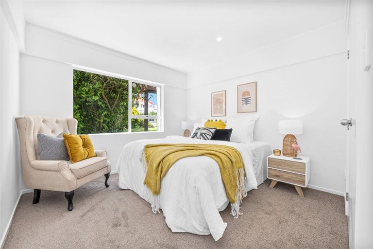 Photo of property in 3/10 Pedersen Place, Bucklands Beach, Auckland, 2012