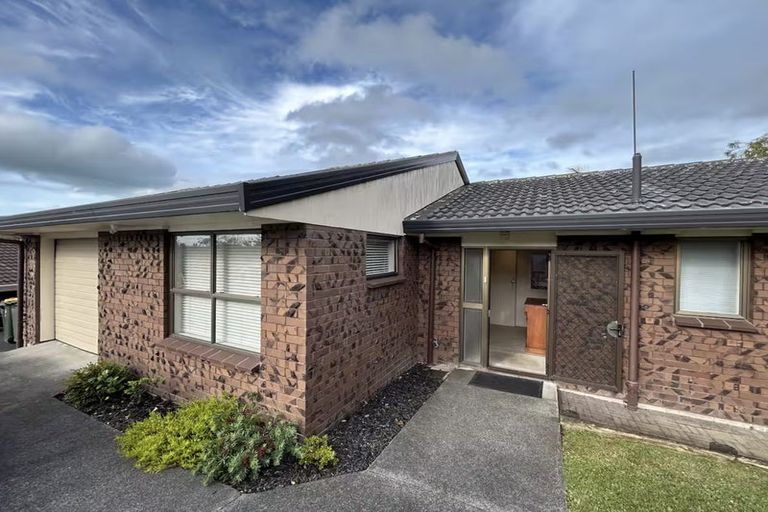 Photo of property in 25a Galloway Crescent, Farm Cove, Auckland, 2012
