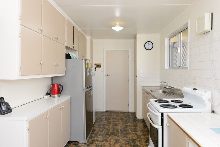 Photo of property in 113 Apollo Parade, Milson, Palmerston North, 4414