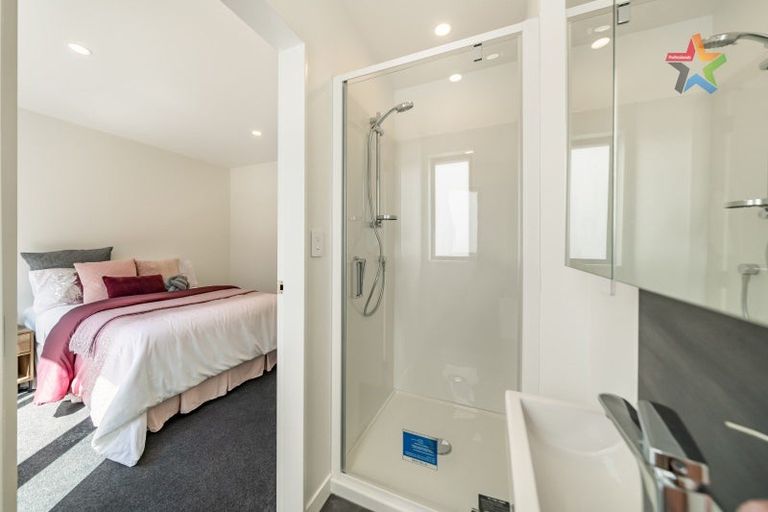 Photo of property in 45 John Street, Stokes Valley, Lower Hutt, 5019