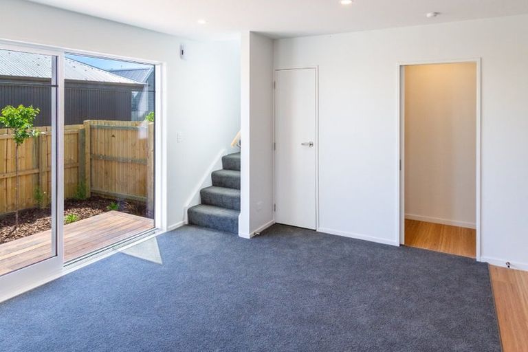 Photo of property in 2/9 Matlock Street, Woolston, Christchurch, 8062