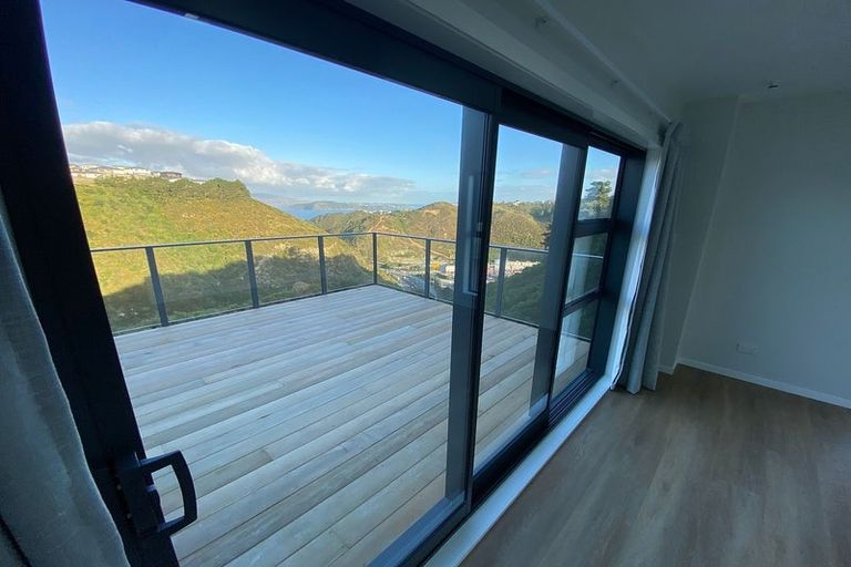 Photo of property in 27b Kitchener Terrace, Johnsonville, Wellington, 6037