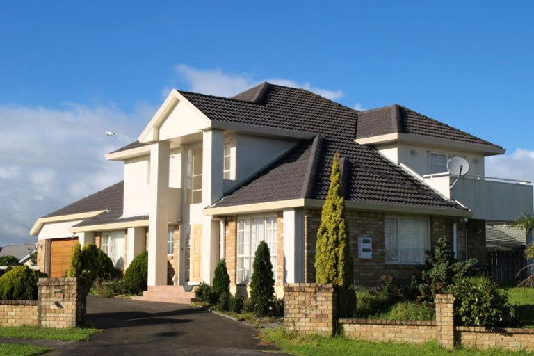 Photo of property in 143 Golfland Drive, Golflands, Auckland, 2013