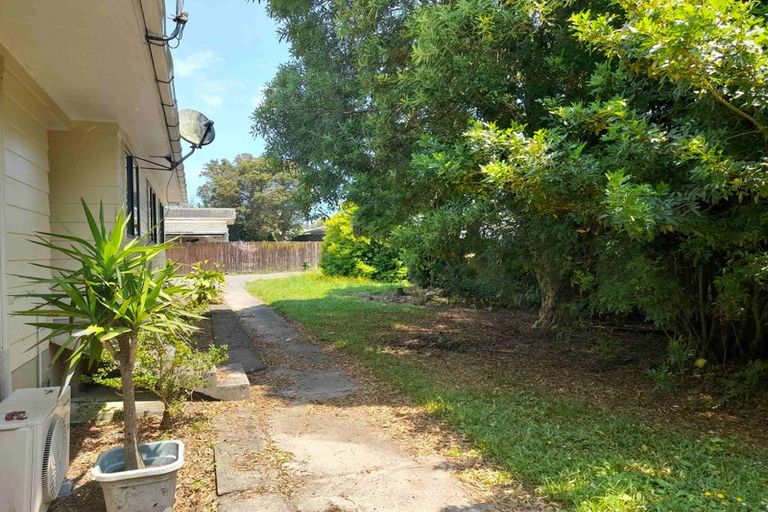 Photo of property in 21 Arodella Crescent, Ranui, Auckland, 0612