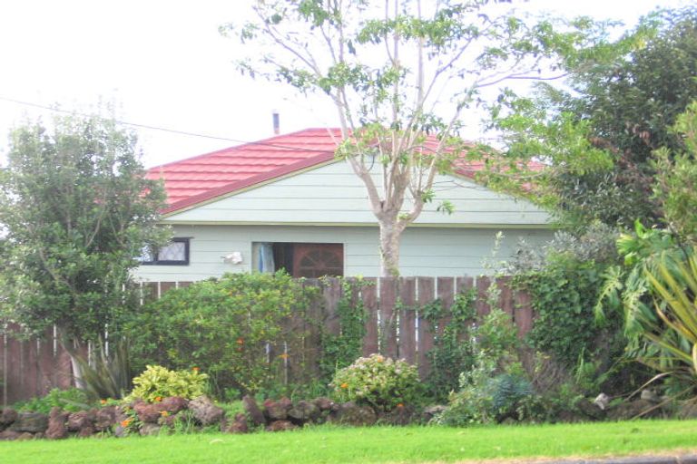 Photo of property in 2/16 Rushden Terrace, Red Beach, 0932