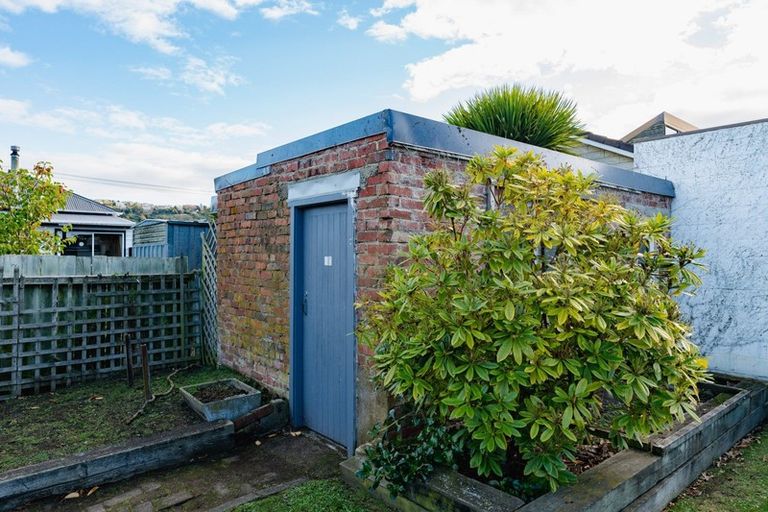 Photo of property in 6 Alma Street, Saint Kilda, Dunedin, 9012