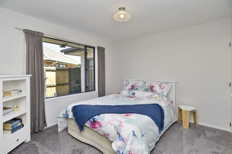 Photo of property in 20 Innisfree Place, Northwood, Christchurch, 8051