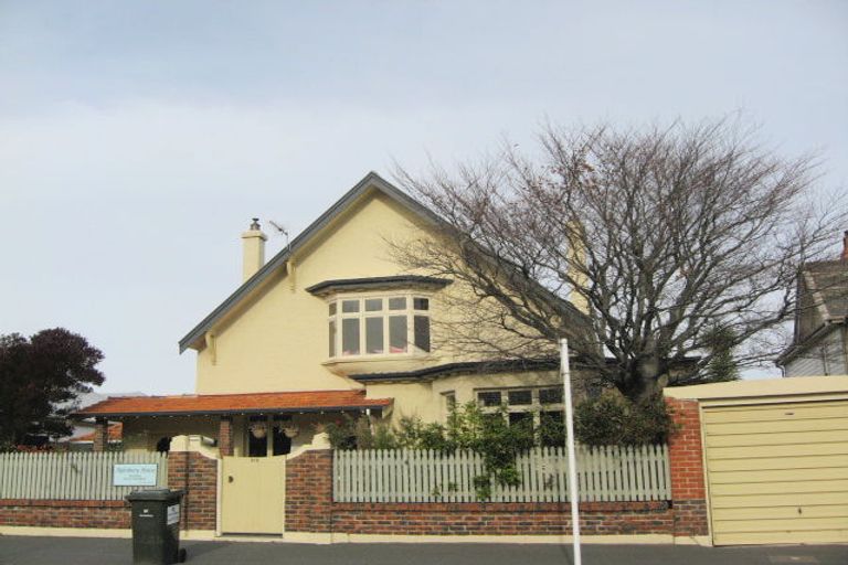 Photo of property in 106 Musselburgh Rise, Musselburgh, Dunedin, 9013