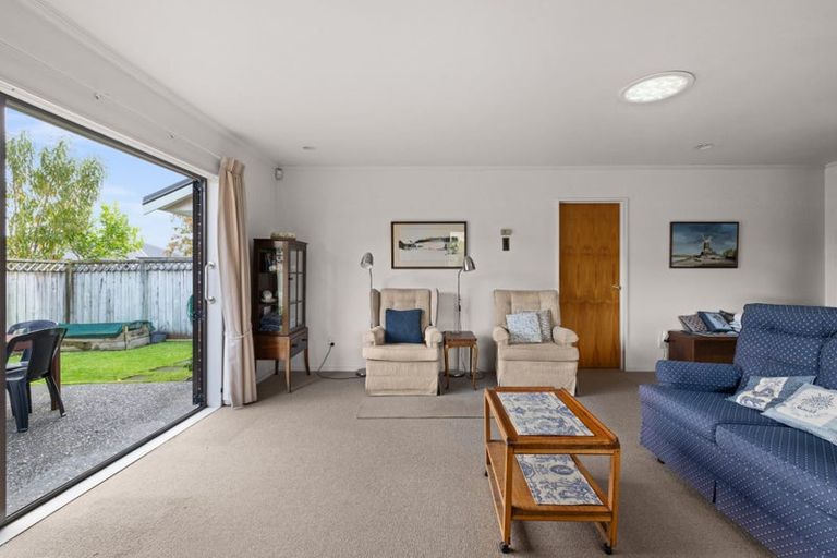 Photo of property in 3a Kingsgate Close, Havelock North, 4130