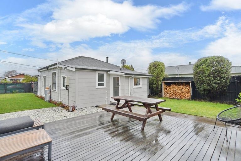 Photo of property in 25 Mackworth Street, Woolston, Christchurch, 8062