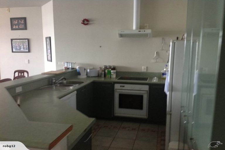 Photo of property in 11/15 Matipo Road, West Harbour, Auckland, 0618