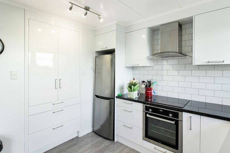 Photo of property in 13 Russell Street, Marton, 4710