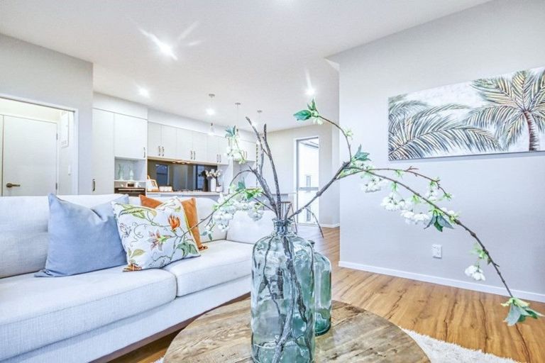 Photo of property in 23 Nephrite Lane, Henderson, Auckland, 0610