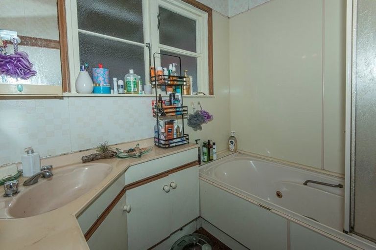 Photo of property in 8 Draffin Road, Poroti, Whangarei, 0179
