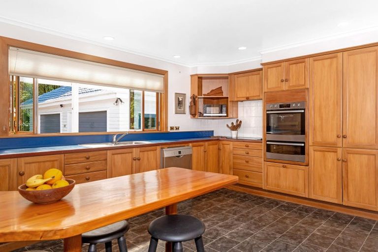 Photo of property in 11 Stanford Crescent, Whataupoko, Gisborne, 4010