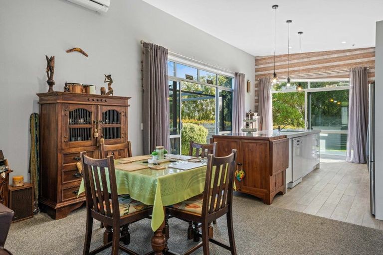 Photo of property in 76 Kenrigg Road, Kinloch, Taupo, 3377